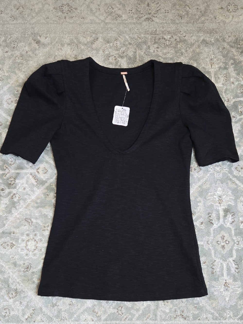 Free People Top Black - Scoop Neck - S